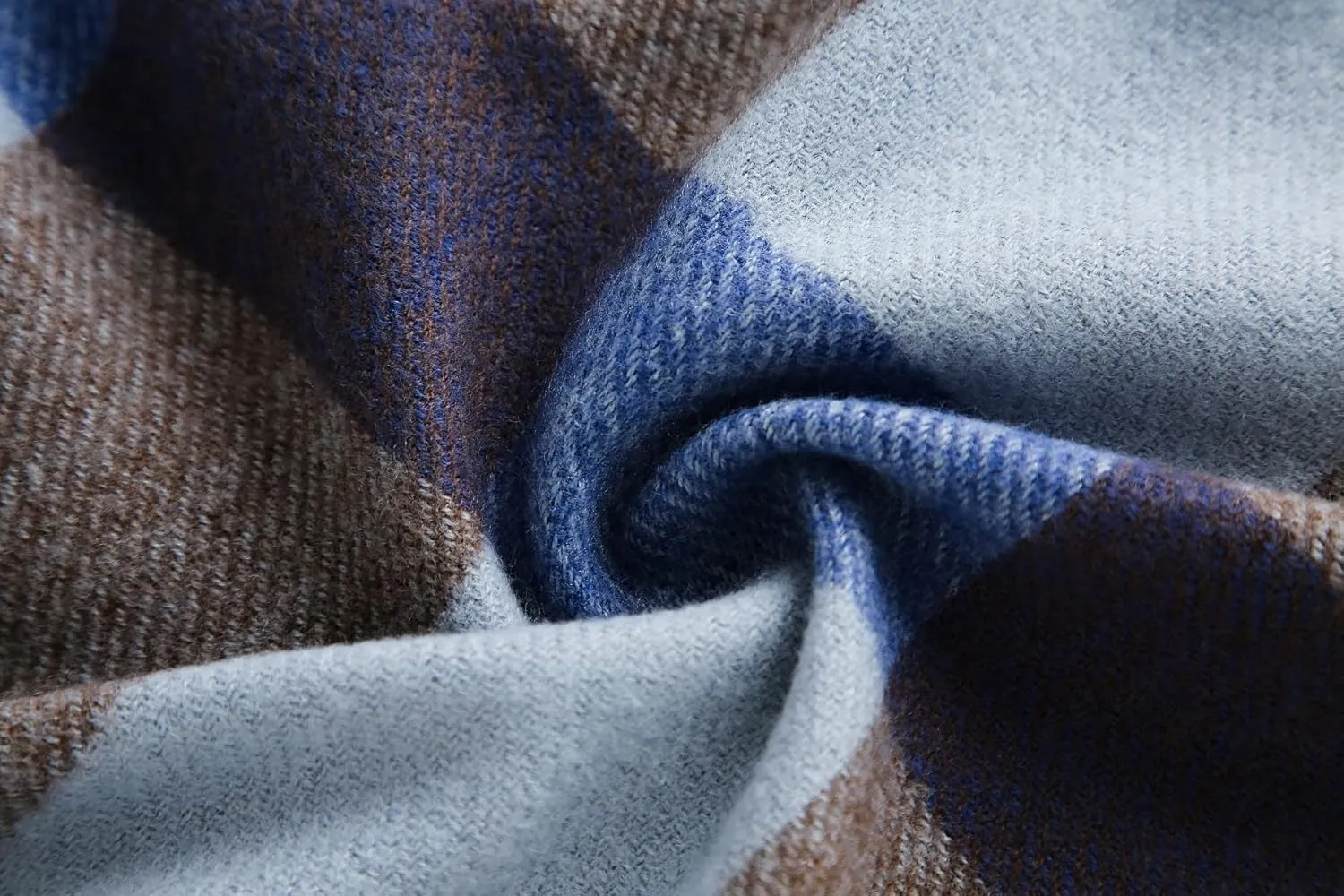 Tartan Plaid Scarves for Women Winter,Long Scarves for Women with Fringe,Super Soft Scarf for Women Winter